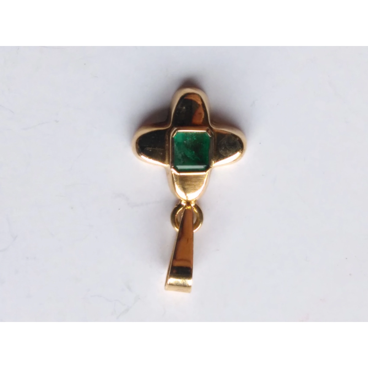 PENDANT OF EMERALD AND GOLD 18 KTES