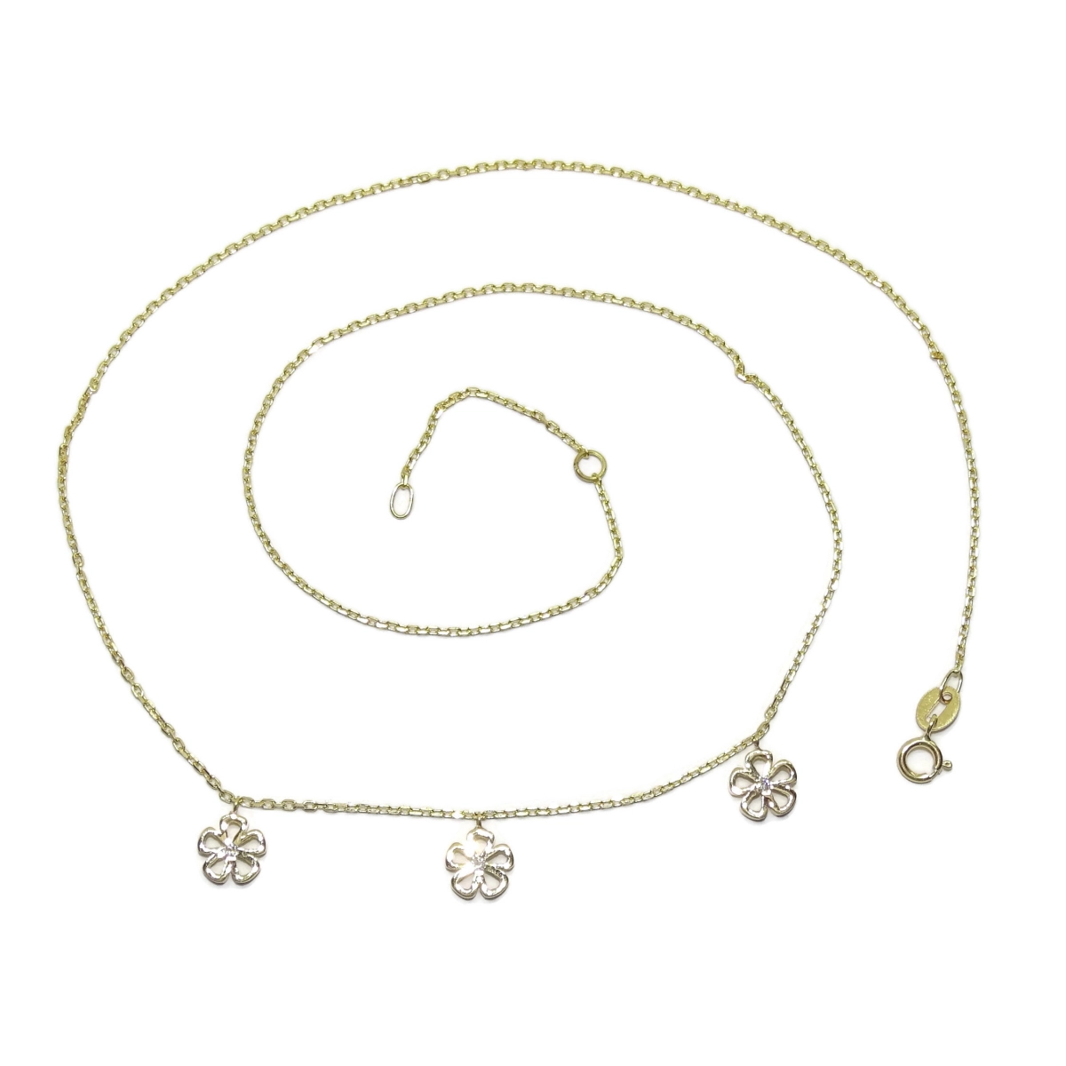 NECKLACE OF 18K YELLOW GOLD AND 3 DIAMONDS OF 0.05 CTS, WITH MOTIVES OF FLOWER 5 P�TALOS 7MM NEVER SAY NEVER