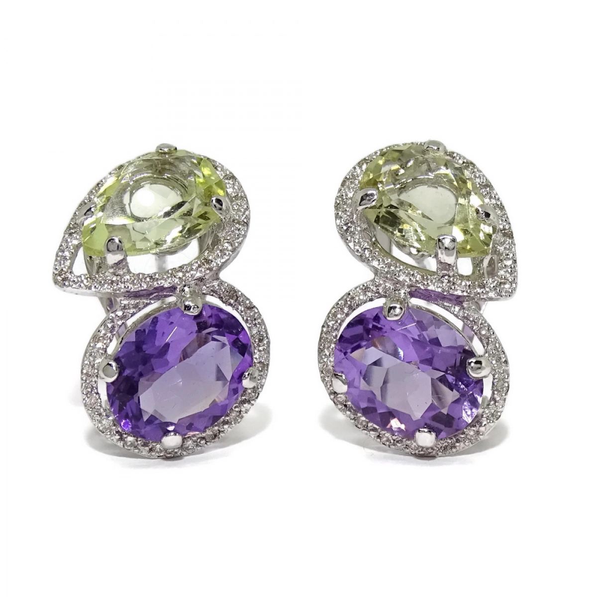 Diamond earrings of 0.38cts and natural green and purple amatists. Closure omega 2.10cm Never say never