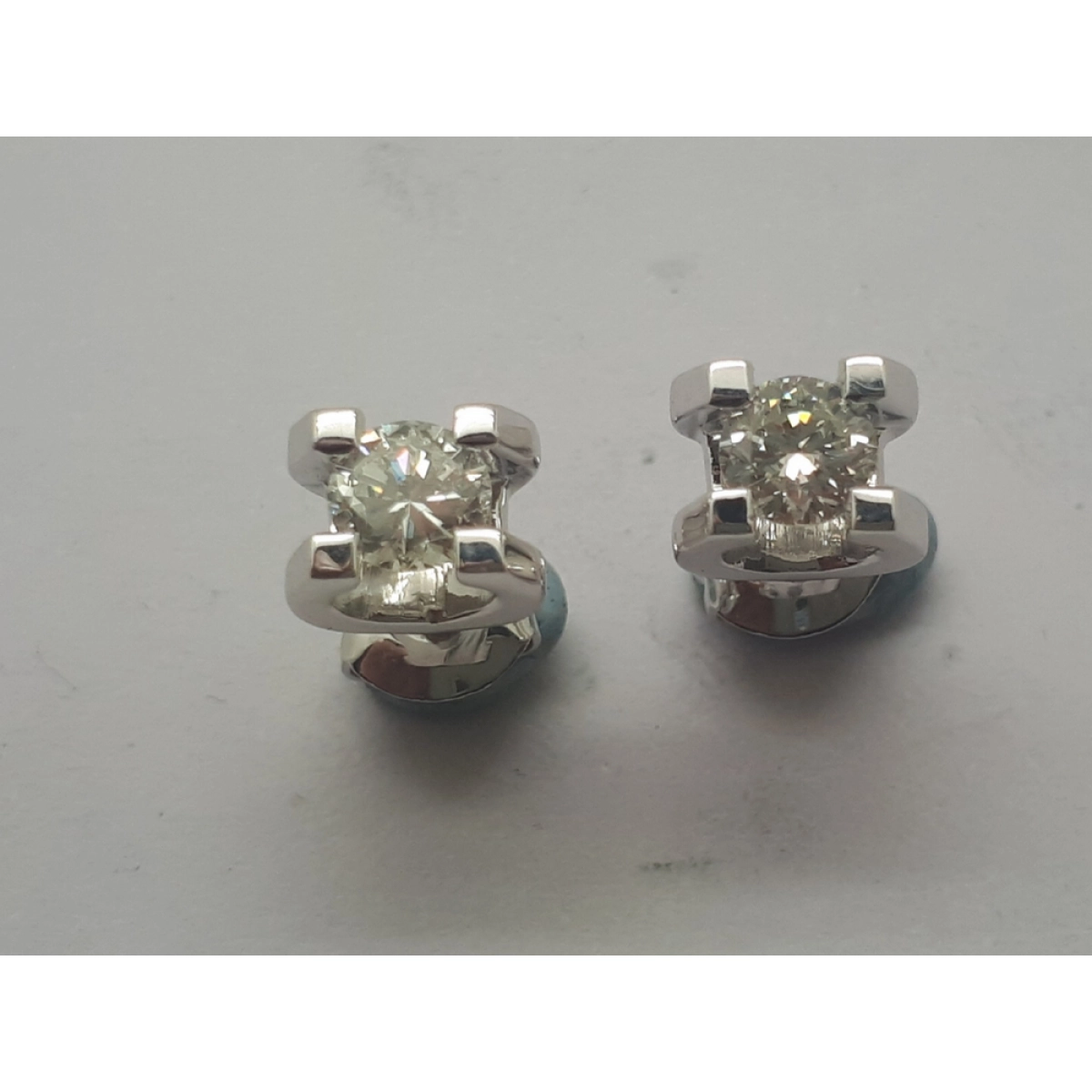 EARRINGS WHITE GOLD AND NATURAL DIAMONDS (B-79
