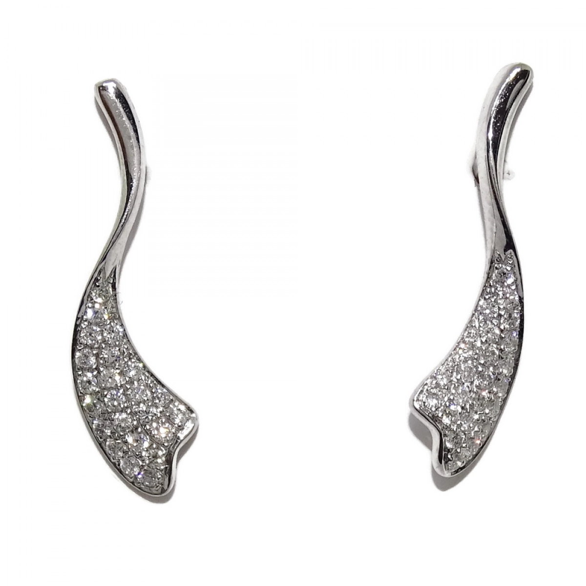 PRECIOUS DANGLING EARRINGS IN 18K WHITE GOLD WITH 0.45 CTS OF DIAMONDS NEVER SAY NEVER