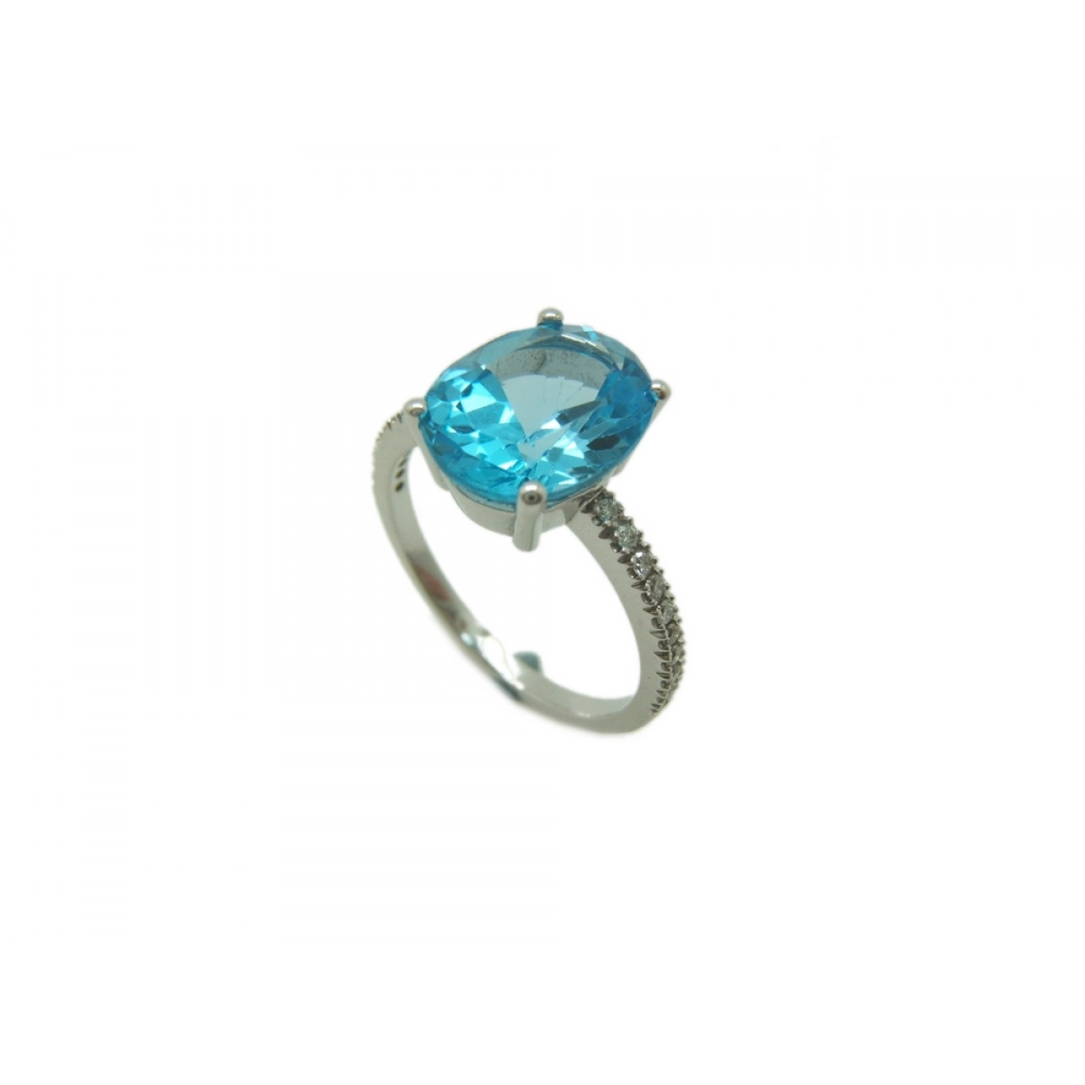 RING BLUE TOPAZ AND BRIGHT-396 B-79 A-396